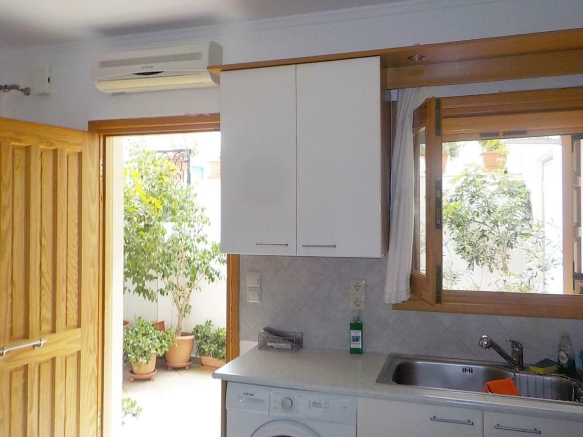Independent Agapitos Apart , 2Bdrm, Private Patio Naxos City Экстерьер фото